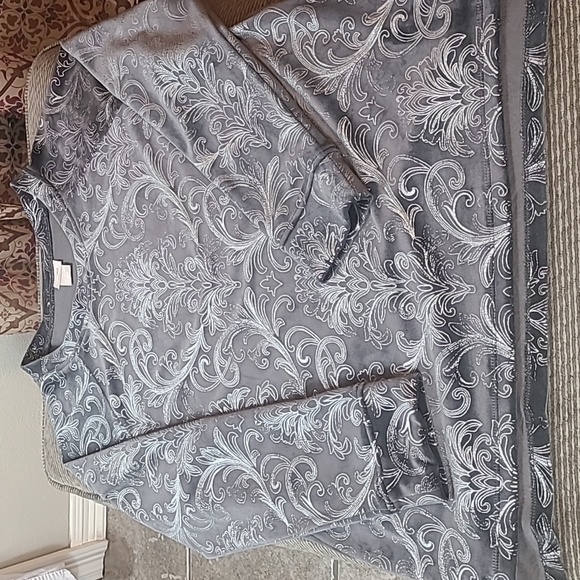 Chico's Zenergy Velvet Blouse - Picture 11 of 11